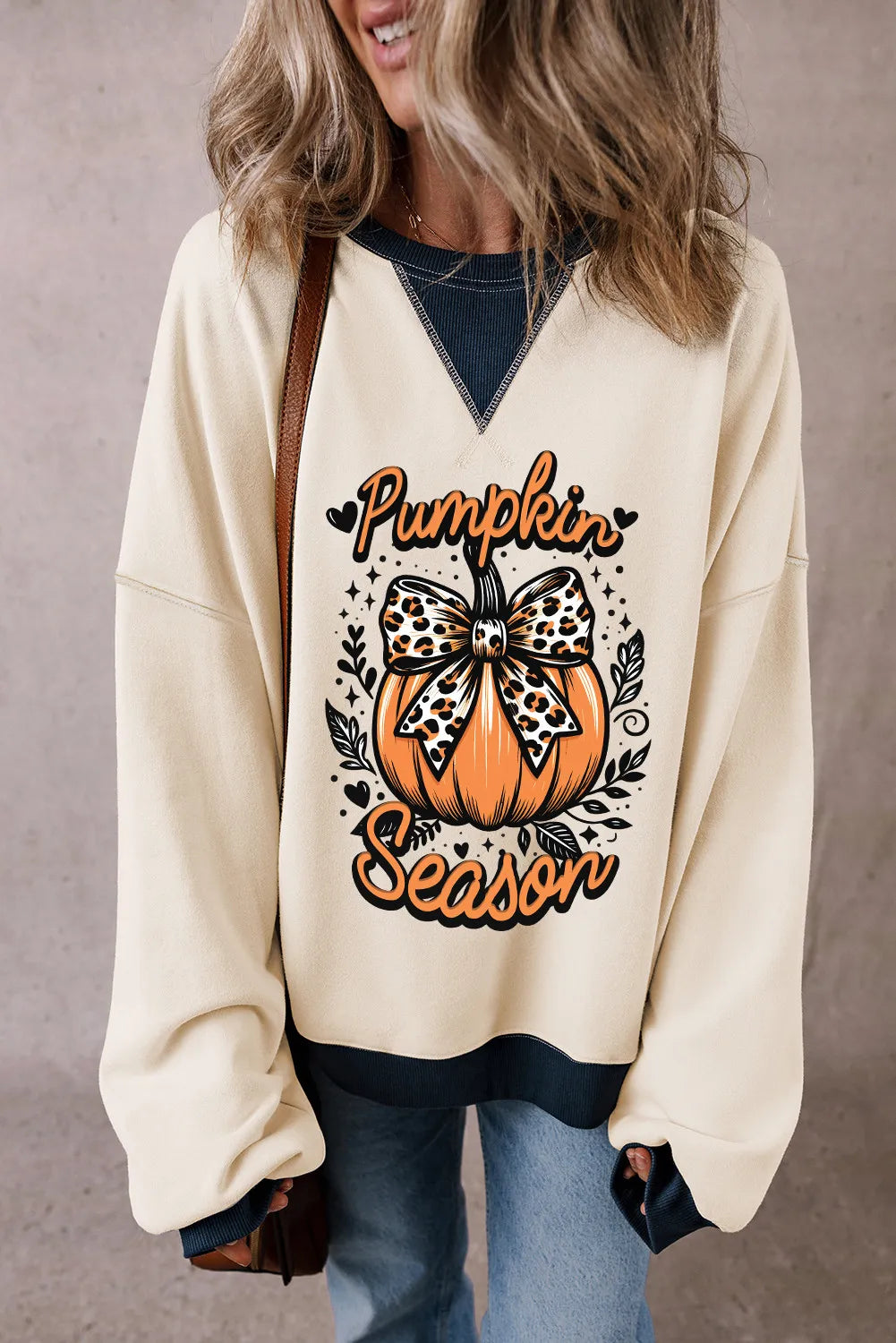 PUMPKIN SEASON Graphic Long Sleeve Sweatshirt