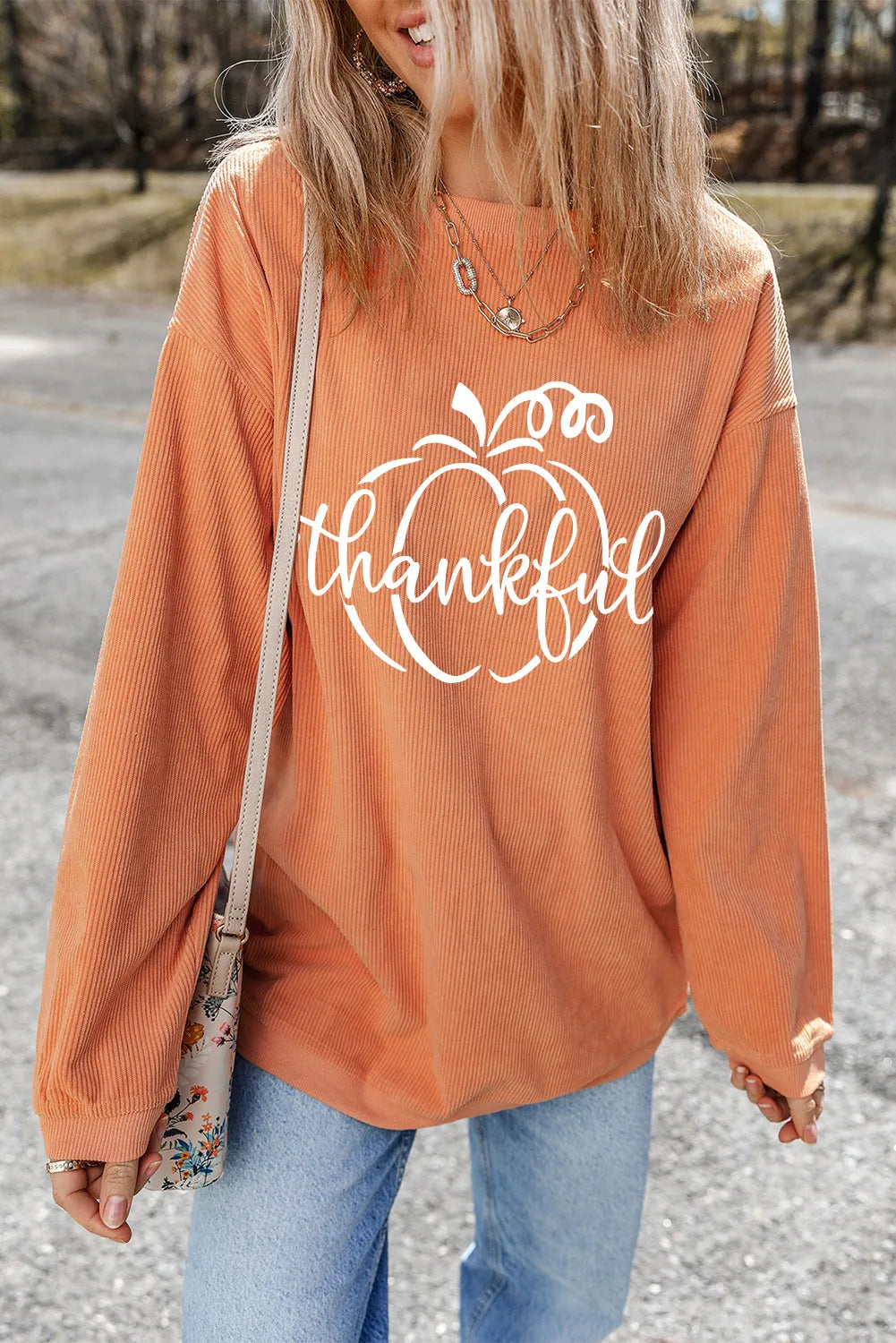 THANKFUL Pumpkin Graphic Round Neck Long Sleeve Sweatshirt