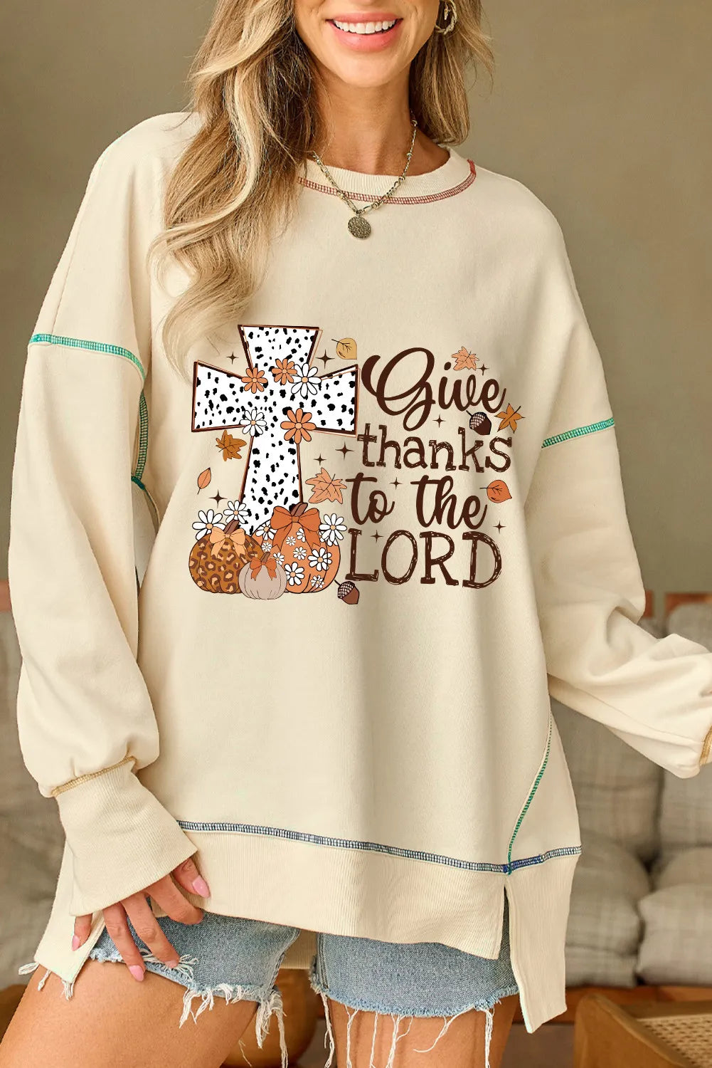 GIVING THANKS TO THE LORD High-Low Contrast Stitching Round Neck Sweatshirt