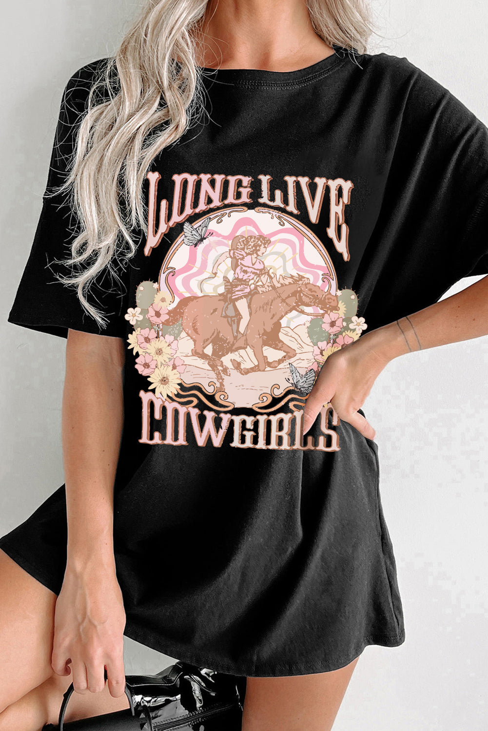 LONG LIVE COWGIRLS Graphic Round Neck Half Sleeve Oversize T-Shirt