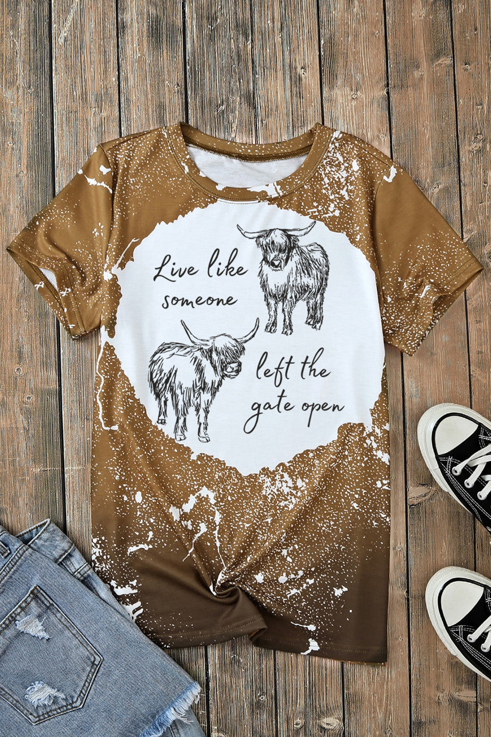 LIVE LIKE SOMEONE LEFT THE GATE OPEN Graphic Round Neck Short Sleeve T-Shirt