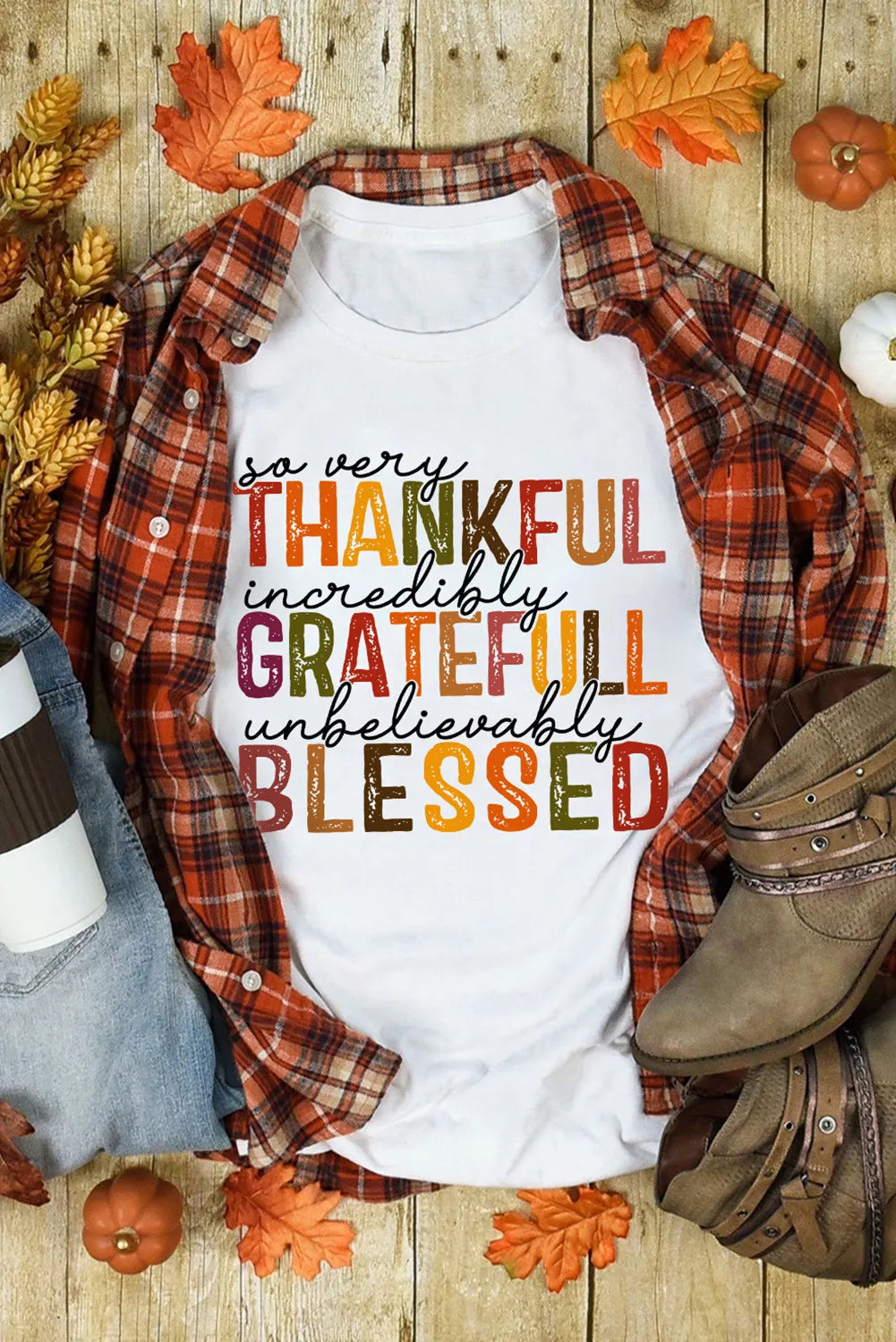 SO VERY THANKFUL, INCREDIBLY GRATEFUL, UNBELIEVABLY BLESSED Letter Graphic Round Neck Short Sleeve T-Shirt