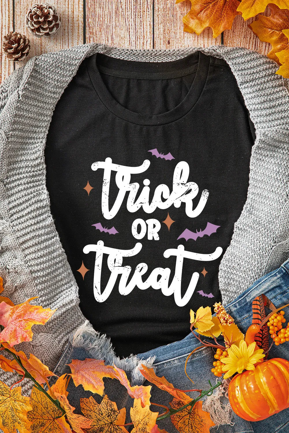 TRICK OR TREAT Letter Graphic Round Neck Short Sleeve T-Shirt