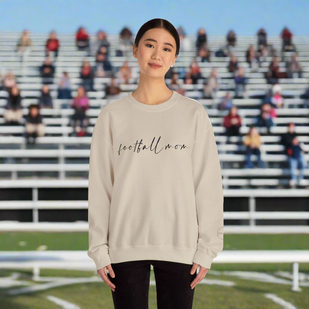 "football mom" Unisex Heavy Blend™ Crewneck Sweatshirt