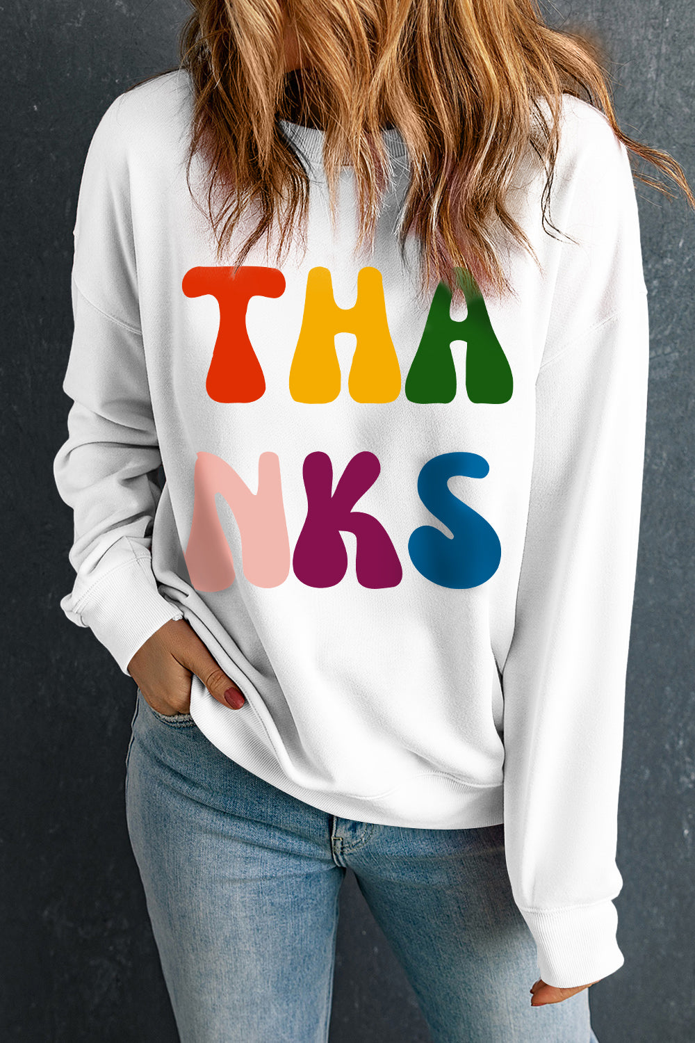 THANKS Round Neck Long Sleeve Sweatshirt